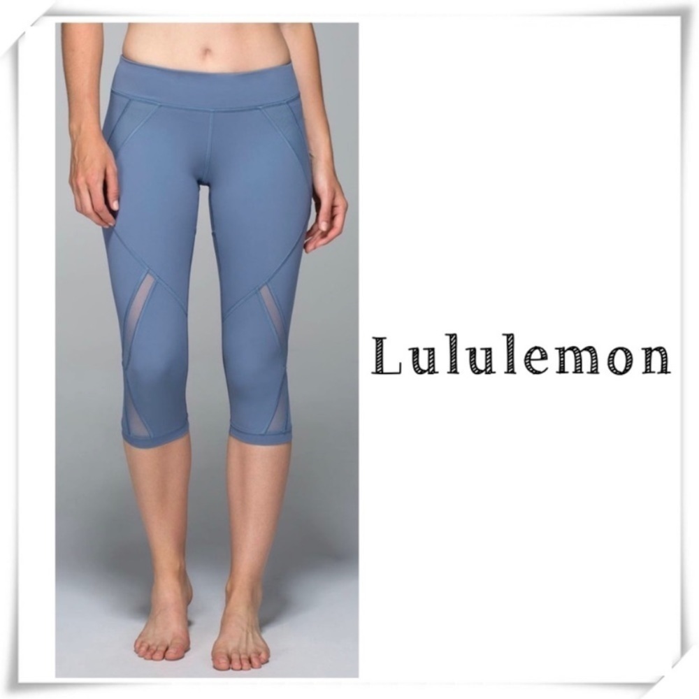 Lululemon Cool To Street Crop Pants in Blue Denim / Banana Leaf Blush Quartz